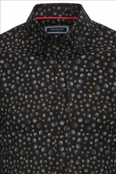 Skjorte med prikker  - 2 farver at vælge imellem